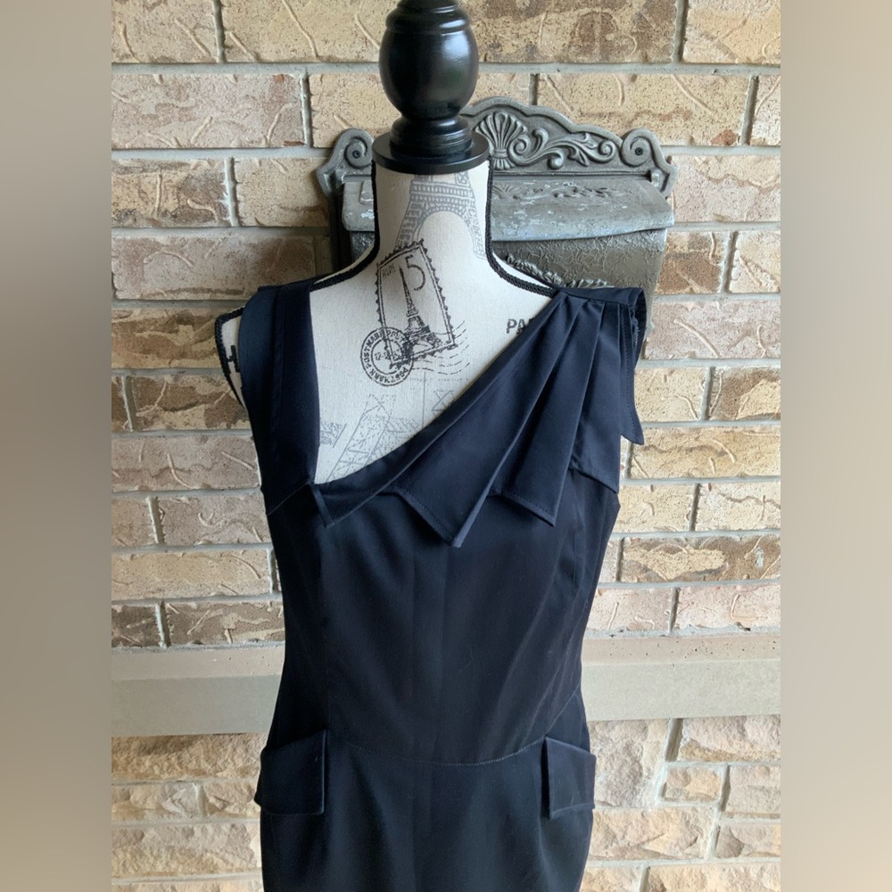 FIYONAS Sleeveless Asymmetrical Neckline Knee Length Dress Women’s Size 10 - Picture 6 of 16